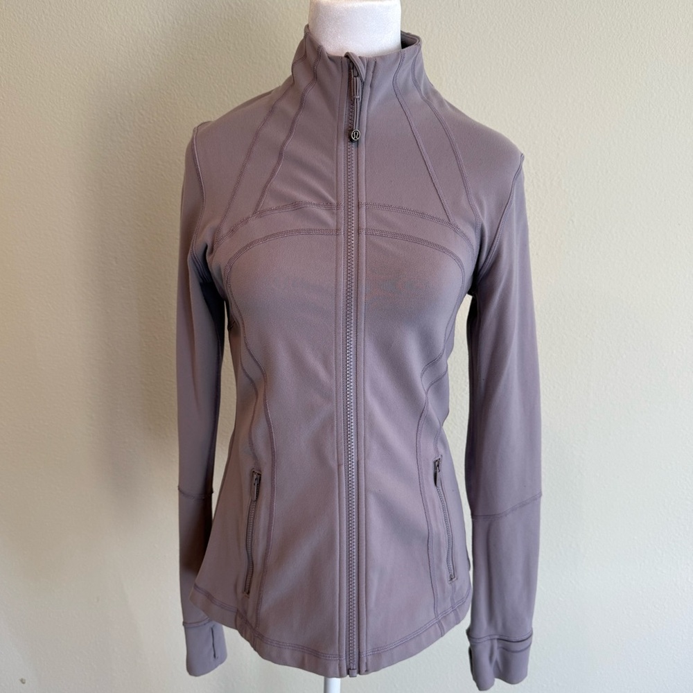 Lululemon Jacket - Picture 9 of 9